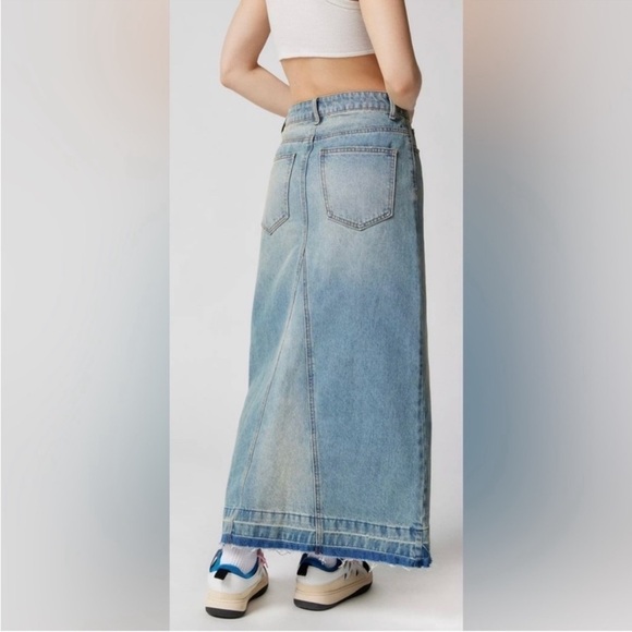 BDG by Urban Outfitters Denim Madi Skirt Size S/P - Picture 2 of 14